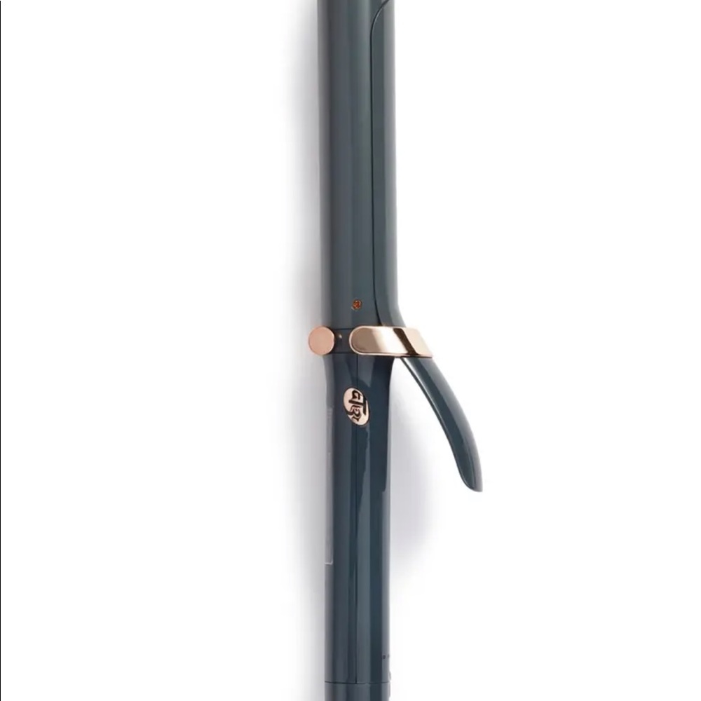 T3 Grey SinglePass® Ceramic 1.25-Inch Curling Iron limited edition color